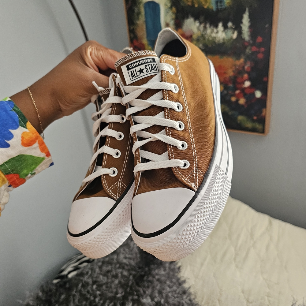 Converse Women's Brown Canvas Sneakers